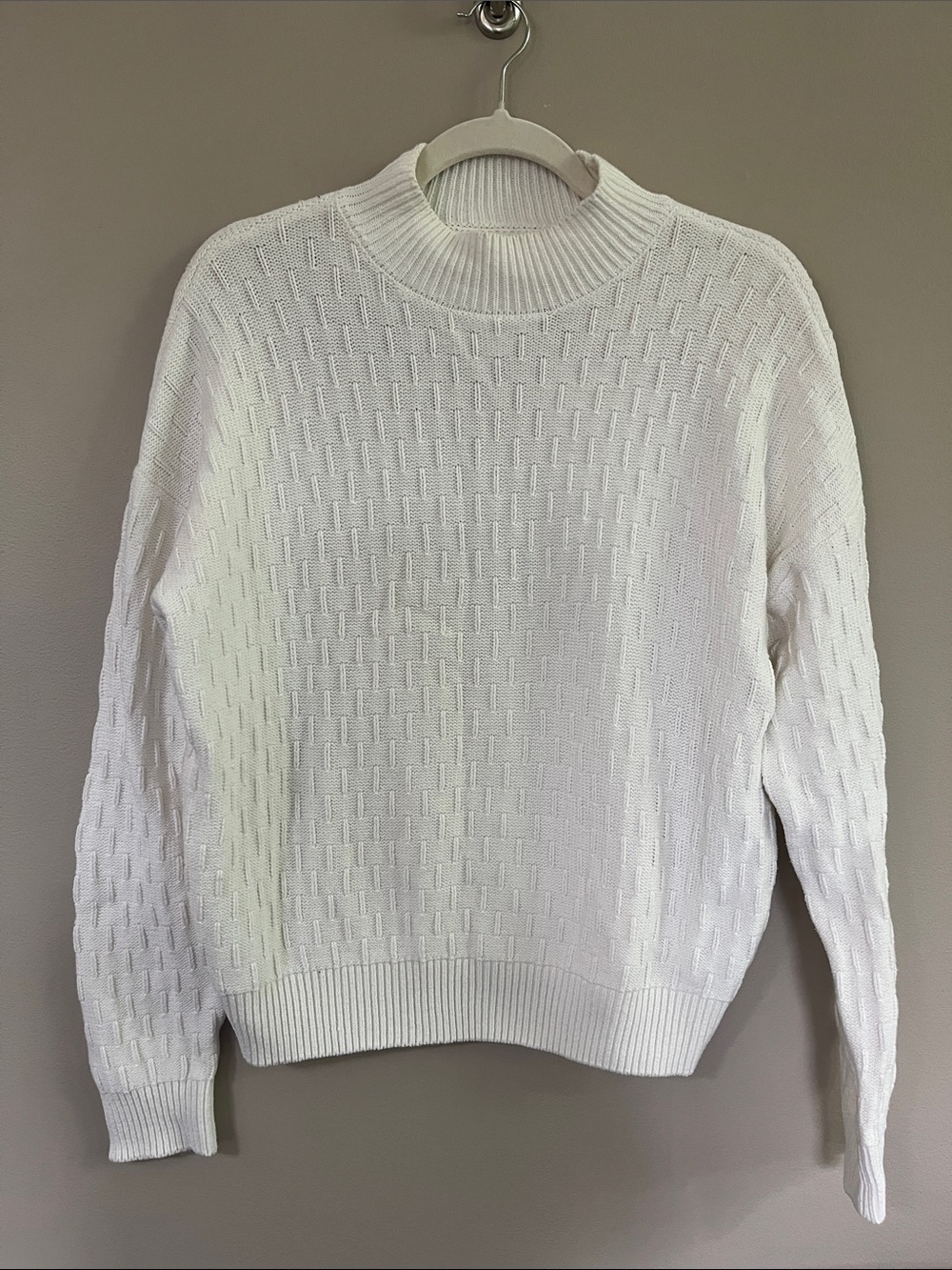 Numph off white crew neck textured sweater size medium